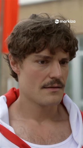 Televízia Markíza on Instagram: "Lukáš varuje Zuzanu. Vraj by si na Michala mala dávať pozor 🤔 údajne ju ohovára. Je to podľa vás pravda? Sledujte už o chvíľu na Markíze. #tvmarkiza #slub #slubmarkiza"