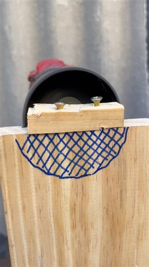 New hole saw method revealed! #ToolTips #WorkshopHack #ProMethod
