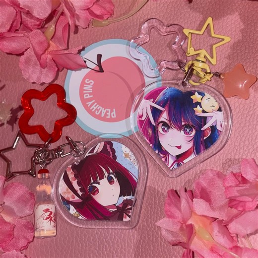 Peachy Pins | Kana and Ai custom Keychains with cute charms!! 💖❤️ 18 lei DM me for custom keychains with your image