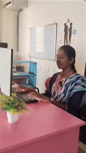 National Soft Tech - Becil Govt. Of India Training Centre on Instagram: "Blockchain is a decentralized digital ledger that records transactions across multiple computers in a secure, transparent, and immutable way. Unlike traditional databases, blockchain eliminates the need for intermediaries by allowing peer-to-peer verification through consensus mechanisms. . Key Features of Blockchain Technology ✅Decentralization – No central authority controls the network ✅Transparency – Transactions are pu