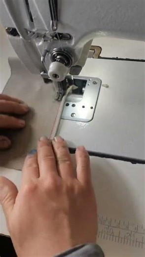 Electronic lockstitch with edge cuter full function