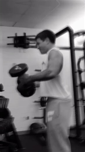 FLOW on Instagram: "Innovating equipment and apparel for athletes. Look and feel like the pros with flow. #champsfindflow #football #basketball #training #athlete"