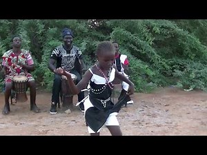 Magique Sabar sérère Nekhna danse et chants au bord de la magnifique lagune de Fimela