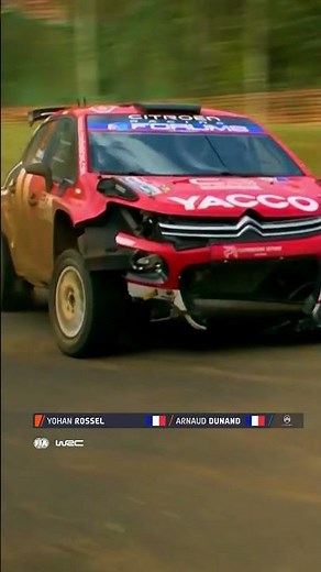 When you want a closer look at the red dirt 👀