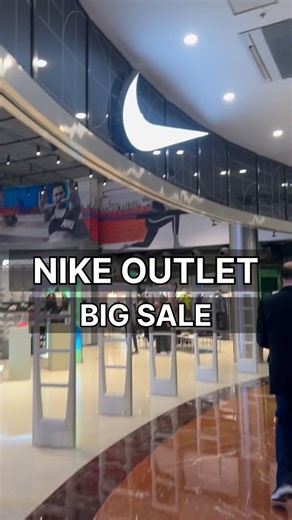 Nike Outlet Sale is LIVE! 🔥 Up to 60% OFF on Air Force, Air Max, Jordan and many more. If you want branded sneakers at the lowest price, this video is a must-watch! Full price details, quality check and store visit included 👟 Follow @unboxingboy2025 for budget fashion, store visits and daily offers!” ⸻ ⭐ #nikeoutlet #nikesale #nikeindia #nikeairforce #nikeairmax #jordansneakers #sneakerheadsindia #budgetshopping #fashionreels #shoereview #outletshopping #mensfashionindia #trendingreels #discou