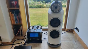 An exceptional hi-fi installation combining McIntosh electronics and B&W speakers - Son-Vidéo.com: blog