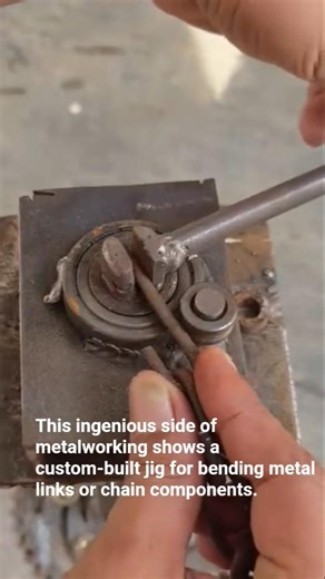 Genius DIY Metal Link Bender! (Cheap & Easy)
