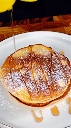 Super Fluffy Soufflé Pancakes 🥞 #short