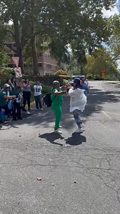 Eagles 🦅 bird gang taking that Dallas down | Yvonne Hammonds