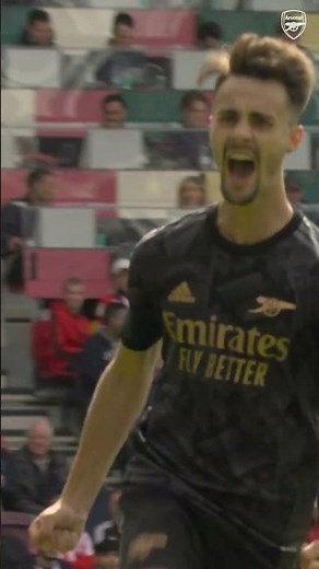 Fabio Vieira scores from 25 yards against Brentford! | 22/23 Arsenal Goals of the season