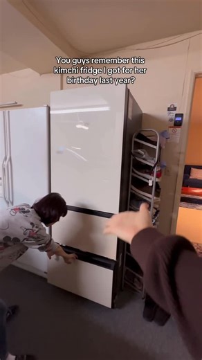 sarah 호정 on Instagram: "mama loves her kimchi fridge 😛"