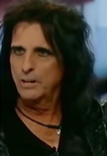 The night we made our stamp… #AliceCooper #JohnLennon #Storytime #TheDoors #EricClapton