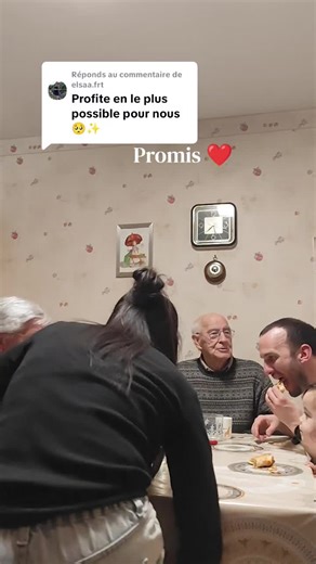 Réponse à @elsaa.frt Une des raisons à notre installation si proche d'eux 🥰 Pouvoir les voir aussi souvent que possible ✨ #famille #grandparents #childhood #grandir #fyp