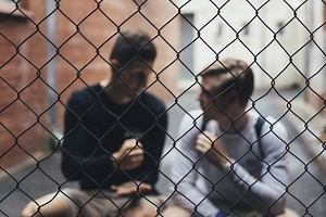 Τα 10 καλύτερα παιχνίδια της παρέας χωρίς χαρτί και στυλό! - Pillowfights.gr