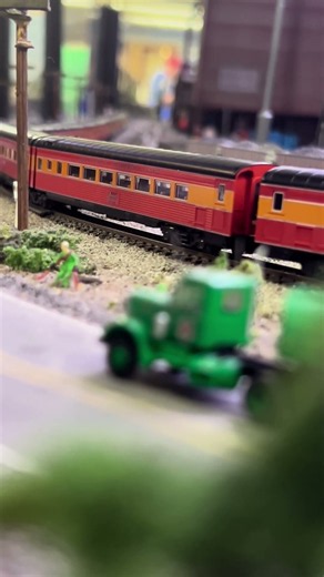 Southern Pacific, Roll on roll on #daylight #sp #southernpacific #modeltrains #nscale