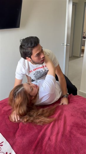 Soyelsebas | Sorpresaaaaa #14defebrero | Instagram