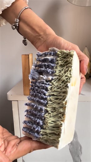 Soap boutique on Instagram: "Made this lavender theme cold process soap loaf by keeping several factors in mind as I plan the whole process based on the oils and butter I choose to work with, the natural colourants to add to get the proper shades and blend of essential oils to get proper notes of fragrances and skin benefits. And most important point is that batter of these oils, butter, blend of essential oils and natural colourants should give me sufficient time to do my designs without fast a