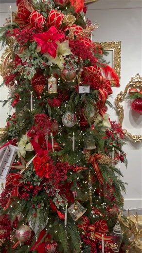 Who’s got their tree up before Thanksgiving?! 🙋Here’s a few of our customer favorite tree collections for 2023. Shop the full tree collection (link in bio). #christmastreeideas #christmastreedecorating #christmastreedecorations #christmastreeinspo #christmastree🎄 #christmastreedecoration #christmastreedecor #christmas2023 #christmasaddict #christmastreesofinstagram #christmasdecorations #christmasdecorating | The Jolly Christmas Shop
