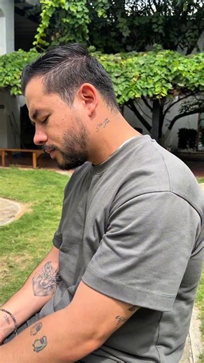 Sette on Instagram: "Por aquí les dejo un cover de una de mis canciones favoritas ¨El amor de mi vida¨. #sette #mexico #guadalajara #guayaquil"