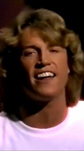 Andy Gibb - 'Shadow Dancing' 🎼 ........................ 🎸 . 🎺 . 🎷 . 🎻 . 🎹 . 📯 . . #AndyGibb #ShadowDancing #worldwide #realoftheday #reelsforyou #reelsviralvideo #reelschallenge #reelsviral #reelsfyp #reels2024 #bvts #videoftheday #bestvideotoshare #shortvideofbreels #short #shorts #shortsvideos #omg #hashtag #fbreelsvideo #livemusic | Best Videos to Share