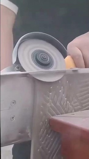 Angle Grinder Stand – The Secret to 45° Chamfer Tile Cutting
