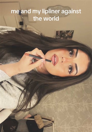 Lipliner Tips and Tricks for Bold Looks