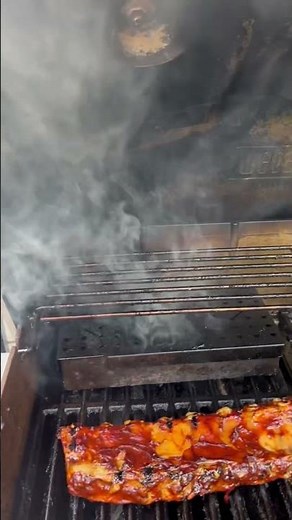 Weber smoker box and grill!!!🔥🔥🔥