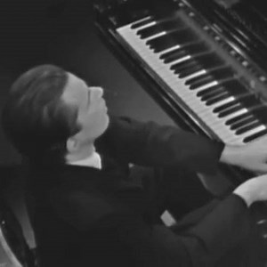 🎥🎶 At the end of his interview with the famous television presenter #HumphreyBurton, Glenn Gould performed his interpretation of Beethovens "Piano Sonata No. 30 in E major op. 109“ Watch performance in full on our YouTube channel. https://youtu.be/FW7WGAOCKHo | Glenn Gould