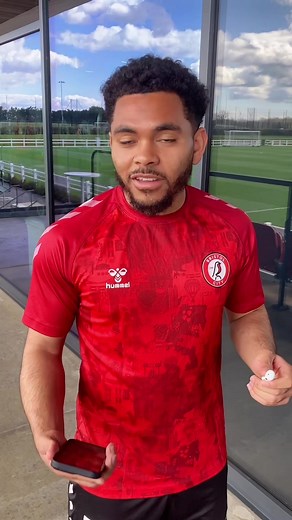 Energetic Bristol City Chants from Passionate Football Fans