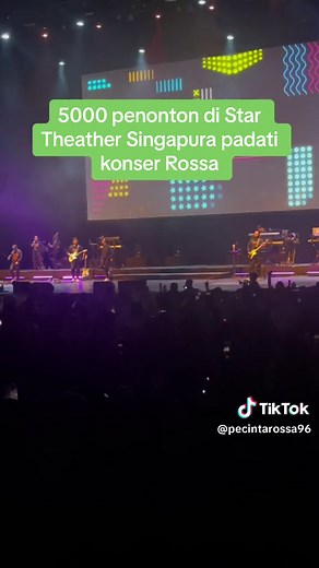 Rossa Concert in Singapore: Full House at The Star Theater