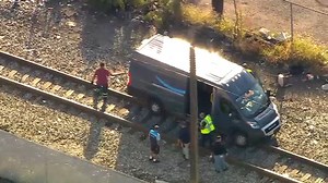 Amazon delivery driver goes on wild ride with carjacking suspect in New Jersey