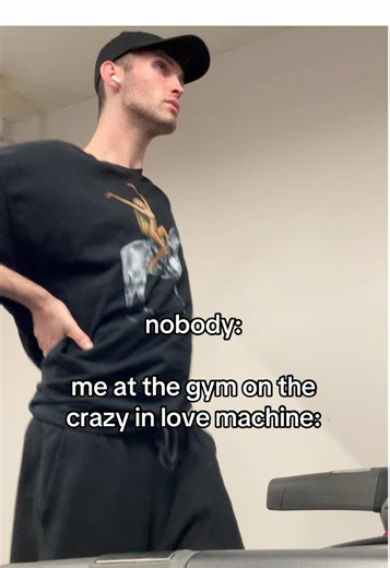 Model Walk Inspired by Beyoncé's Crazy in Love