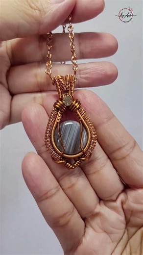 Coil wrap stone - Free tutorial video link above the title #shortsvideo #wireworks #stonebeads