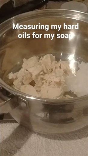 Thiis is how I measure my hard oils for my soap. Accurate measurements should be.
