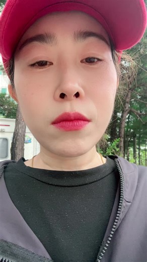 r a d i o - 𝑷 𝑨 𝑻 𝑰 🐌이(가) 포함된 Patty Supattra (@patty.supattra) 님의 동영상