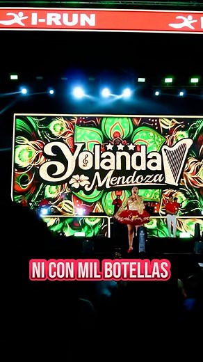 Ni con mil botellas - Escúchalo en mi canal dé Youtube #músicaperuana #HuaynoConSentimiento #yolandamendoza | Yolanda Mendoza