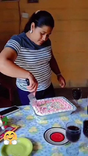 Easy Homemade Cake Decorating Ideas