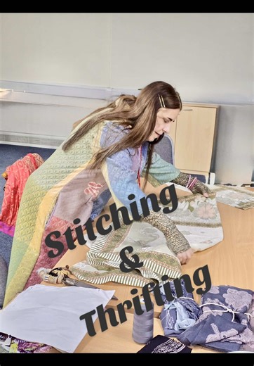 From neglected shawls and scarves to upcycling into Desi jackets. We all started with some rectangles and brought them to life by handstitching with help from pins & needles…. And tea & biscuits of course ☕️ What a lovely enthusiastic group of people coming together in a sewing circle 🧵at the welcoming @the_springfield_project With enormous thanks to @ecobirmingham for their support in making it happen. Let’s get thrifting & sewing together 🌼. #sew #handmade #birmingham #desijacket