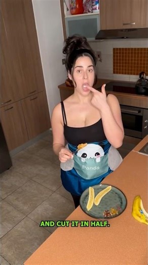 How to Eat a banana | Esay Trick 🍌