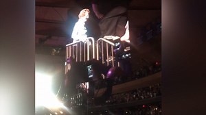 Watch Bruce Springsteen dance with mom Adele mid-concert