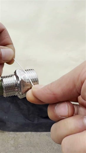 Direction and Layers of Teflon Tape, Determine Leak or Not