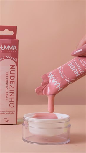 Humma Cosméticos | A família HUMMA cresceu. E cada novo encanto chegou com um propósito. Depois do brilho na medida certa, hoje revelamos a base de tudo: ✨... | Instagram