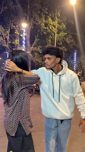 Chintu Thakur😎 on Instagram: "Ye mujhe dhokha de rahi hai…….🙂😔 @ur__pookie01 #reels #explore #reelsinstagram #viral"