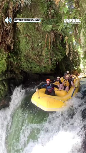 Thrill of the rapids: An epic whitewater adventure in stunning nature!