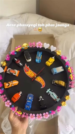 WALLET CARDS | Bouquet | Digital ILLUSTRATION | Polaroids on Instagram: "Her>>>> ❤️ share 💌 when she knows your love for cars 🫶🏻🥺 . . Order your hot wheels watch, mirror, wall hangings now!! Dm for more details . . . #giftforhim #hotwheels #giftforhim❤️ #giftforhim🎁 #hotwheelscollector #hotwheelsfastandfurious #hotwheelspics #giftforboyfriend #giftideasforhim #ihavethebestboyfriend #boyfriendandgirlfriend #boyfriendgifts #boyfriendmemes"