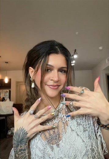 Create Stunning Rainbow Aquamarine Mermaid Nails