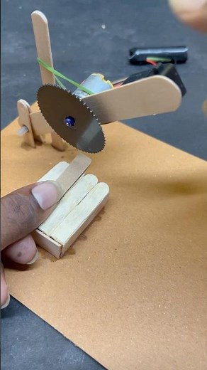 Amazing Saw Cutting Machine with Dc motor