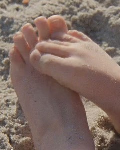 Expand your physical horizons 🦶 Watch on NOWNESS: https://www.nowness.com/picks/awaken-your-feet | NOWNESS