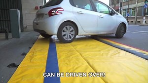 Quick Dam Water Force 6 in. x 30 ft. Portable Flood Dam QDWGWL-0630