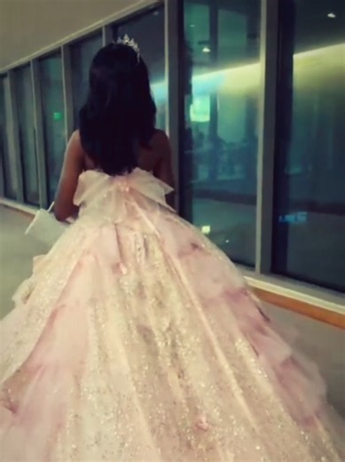 Blue Prom Dress Ideas 2026 | Pretty in Pink Prom Alternatives